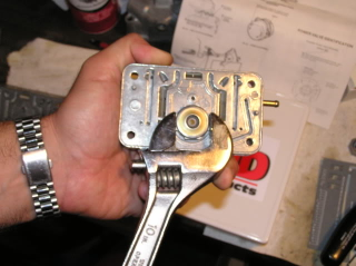 Illustration for article titled How To Rebuild An American V-8 Carburetor